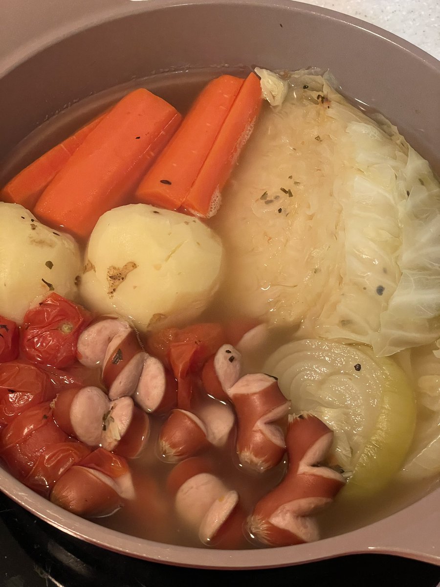 __MangOri's tweet photo. 포토푀 만들기 #potaufeu #ポトフ https://t.co/mLZDj5MdXW