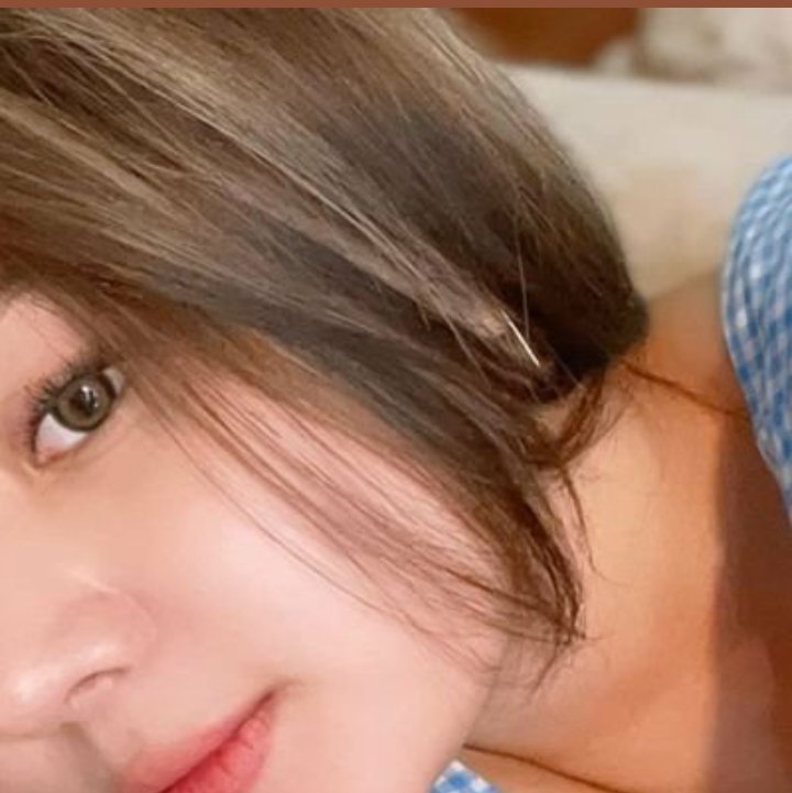 Potret gadis jaman now....
Tak suka berfose total 😉