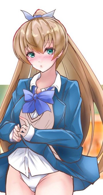 久しぶりすぎるよ(絵を描く) 