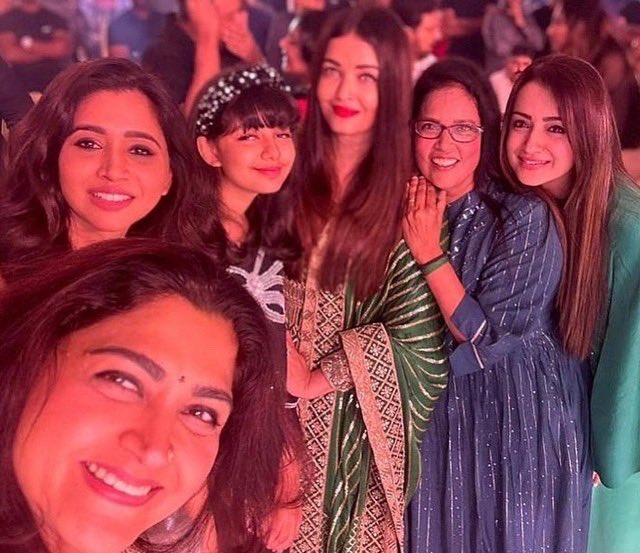 Fg3ej6hVIAA6hnP?format=jpg&name=small