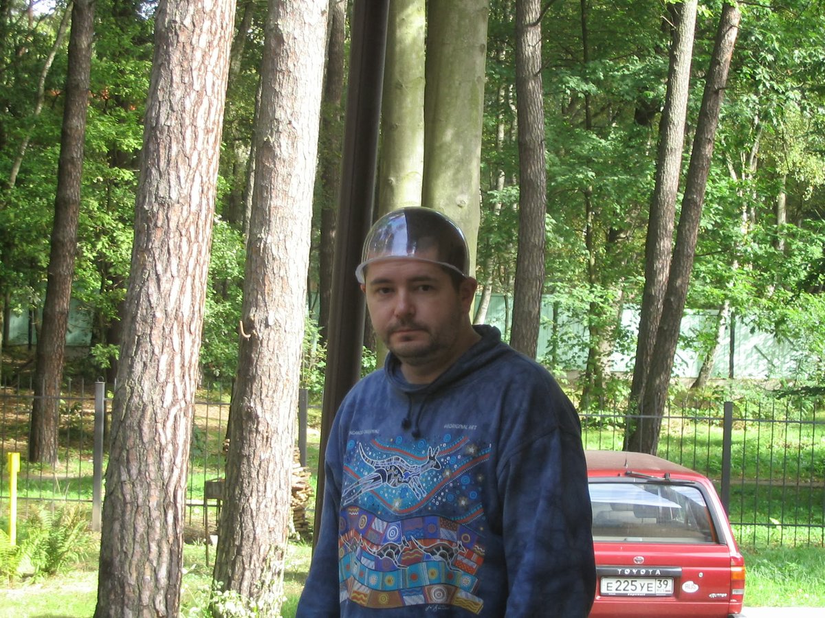 kuzmitch_ru's tweet image. Вчера погиб Андрей "Кранк" Кузьмин, который по сути основал геймдев в Калининграде. Из K-D LAB вышло огромное число людей, и создала не меньшее число компаний. 

Я с ним работал в KranX Productions с 2006 по 2011 год, и это было потрясающее время. 

Светлая память.