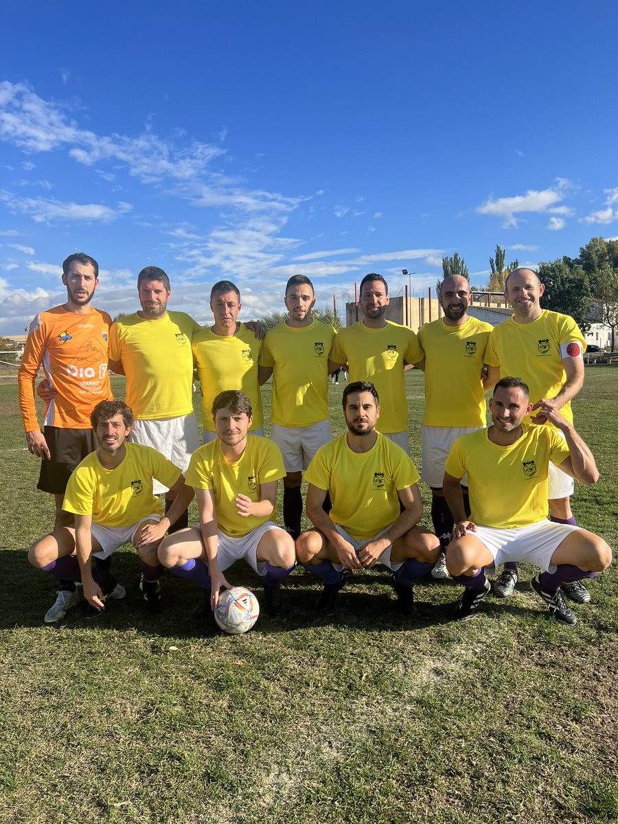 CDMonteresma's tweet photo. Inauguramos nueva sección: #LosPosadosMorados (nos ahorramos los comentarios) con amor, mucho amor morado 💜💜💜.
Posado del @Atl_Hontanares vs @CDMonteresma Ya pueden comentarlo sin censura, den cera de la buena 😜🚨
#Monteresma #MuchoMonteresma #LosPosadosMorados https://t.co/oymOEtC9wn