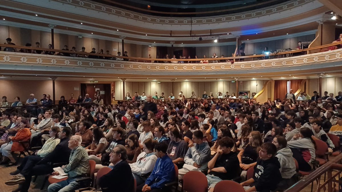 Avui, ateneu. Setmana del Bosc.  El temps 2030. Com seran els boscos.
MBJ, TMolina