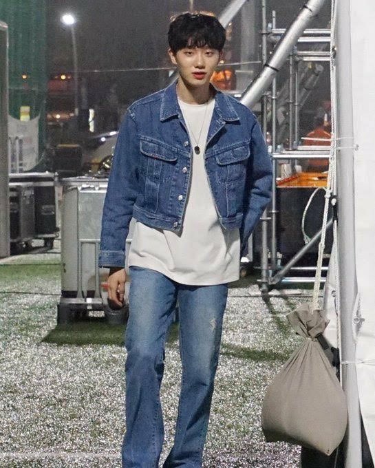 새벽 ◡̈ tweet media