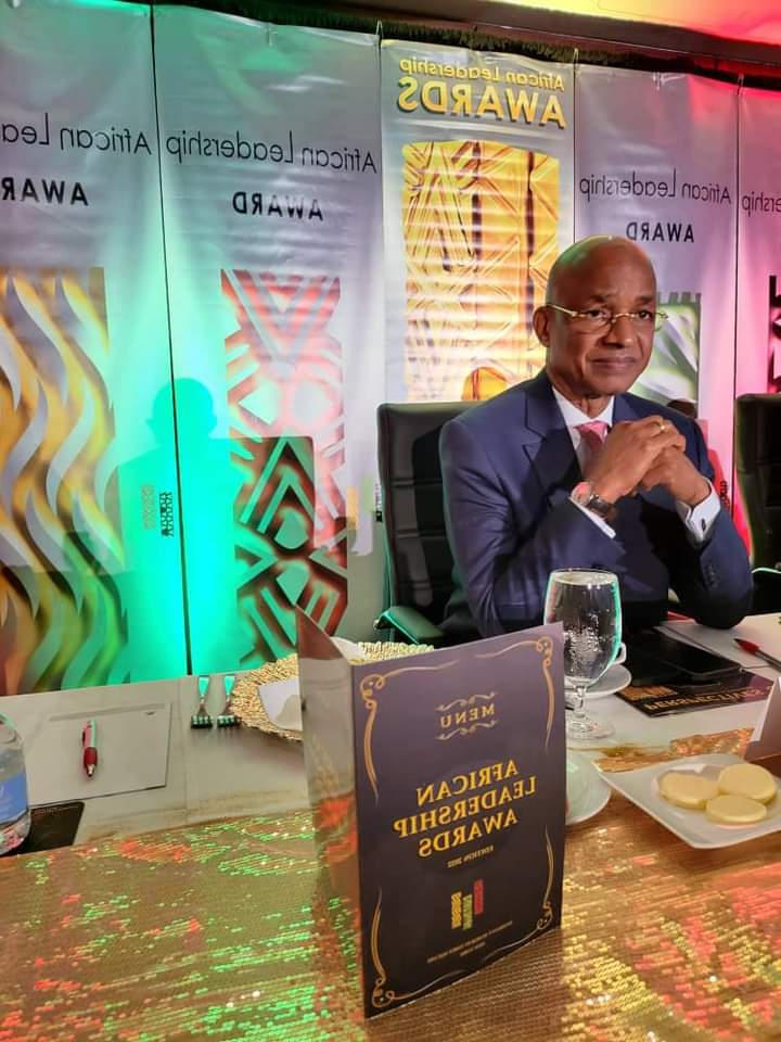 barry_sao's tweet photo. Bonjour mon président cellou dalen Diallo futur président de Guinée conakry bon retour à famille https://t.co/rKuF0bwIhu