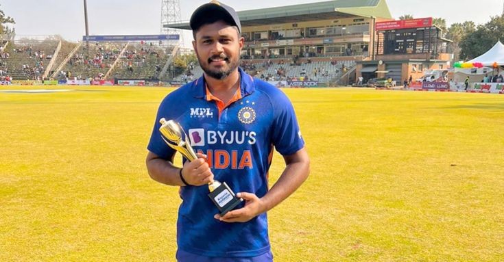 sirzigor's tweet photo. Retweet if you want Sanju Samson in place of Rishabh Pant in Limited overs. 🔄💙 https://t.co/R8MKd3mip2