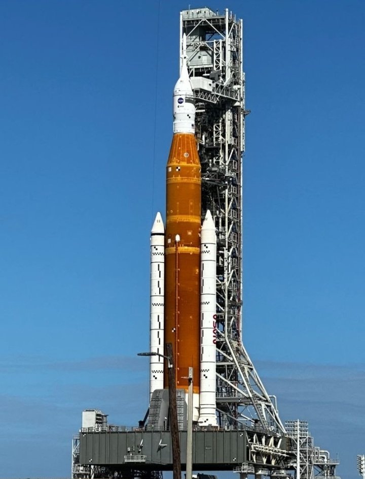 Zimbabwe's first satellite, the ZIMSAT-1 now on the launch pad, ready for its maiden journey into space this morning.

#EDWORKS 
#NyikaInovakwaNeveneVayo
#ZIM1