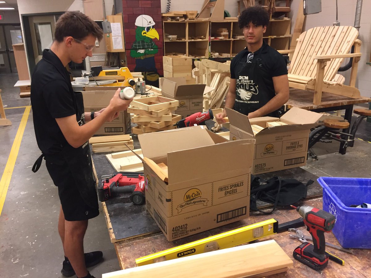 Putting the finishing touches on 110 cedar frames for Mr. Rait’s music program ⁦<a href="/SJCEagles/">St. John's College</a>⁩ Construction 🔨Thank you Chris for the opportunity ⁦<a href="/SJCTechEd/">SJC Technology Department</a>⁩ ⁦<a href="/skillsontario/">Skills Ontario</a>⁩ ⁦<a href="/OYAPbhncdsb/">OYAP BHNCDSB</a>⁩ ⁦<a href="/edgefactor_/">Edge Factor</a>⁩ ⁦<a href="/Skills_Canada/">Skills Canada</a>⁩  ⁦<a href="/ARTSbhncdsb/">BHNCDSB Arts</a>⁩