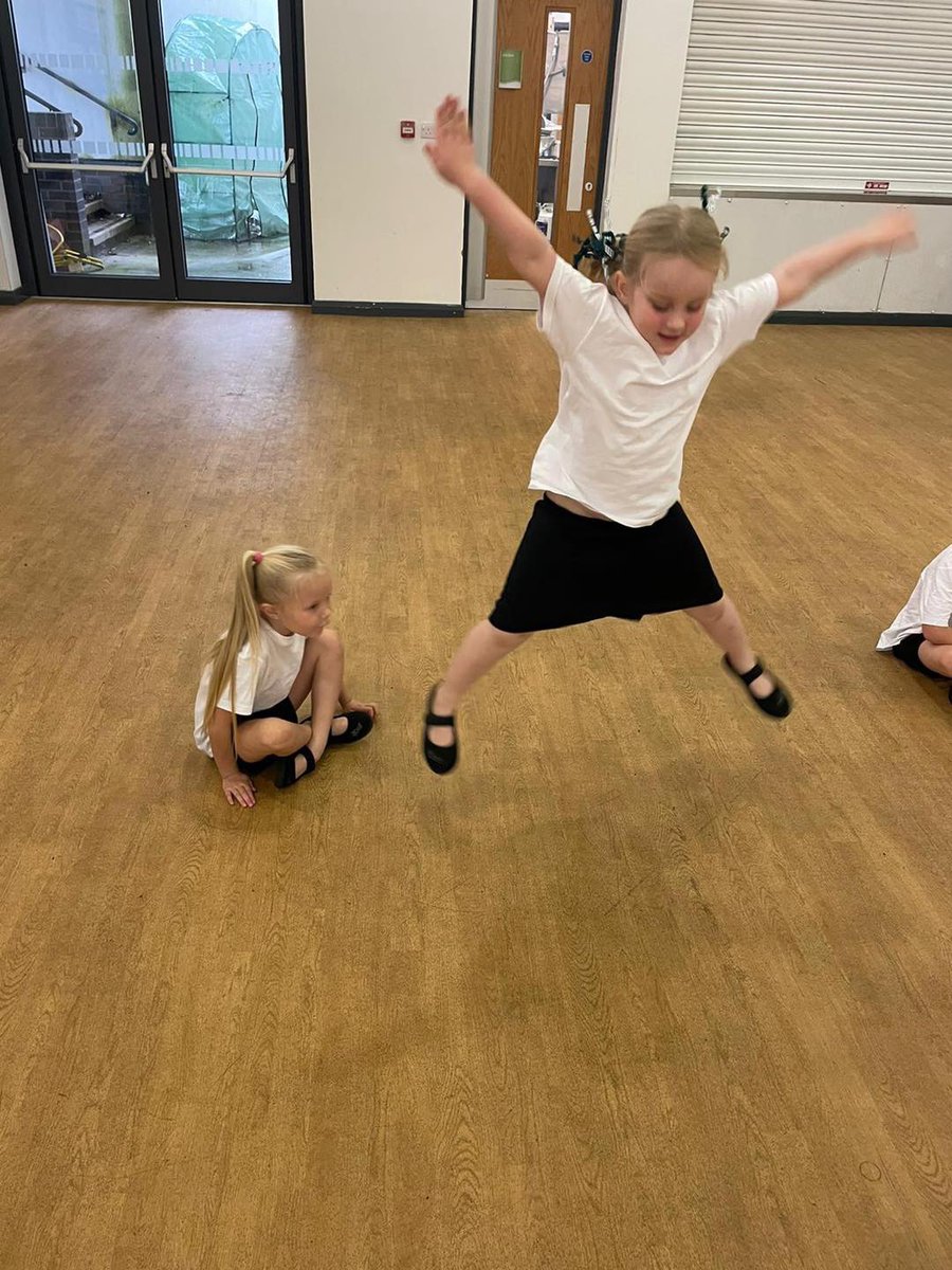 Cliffe Hill School tweet media