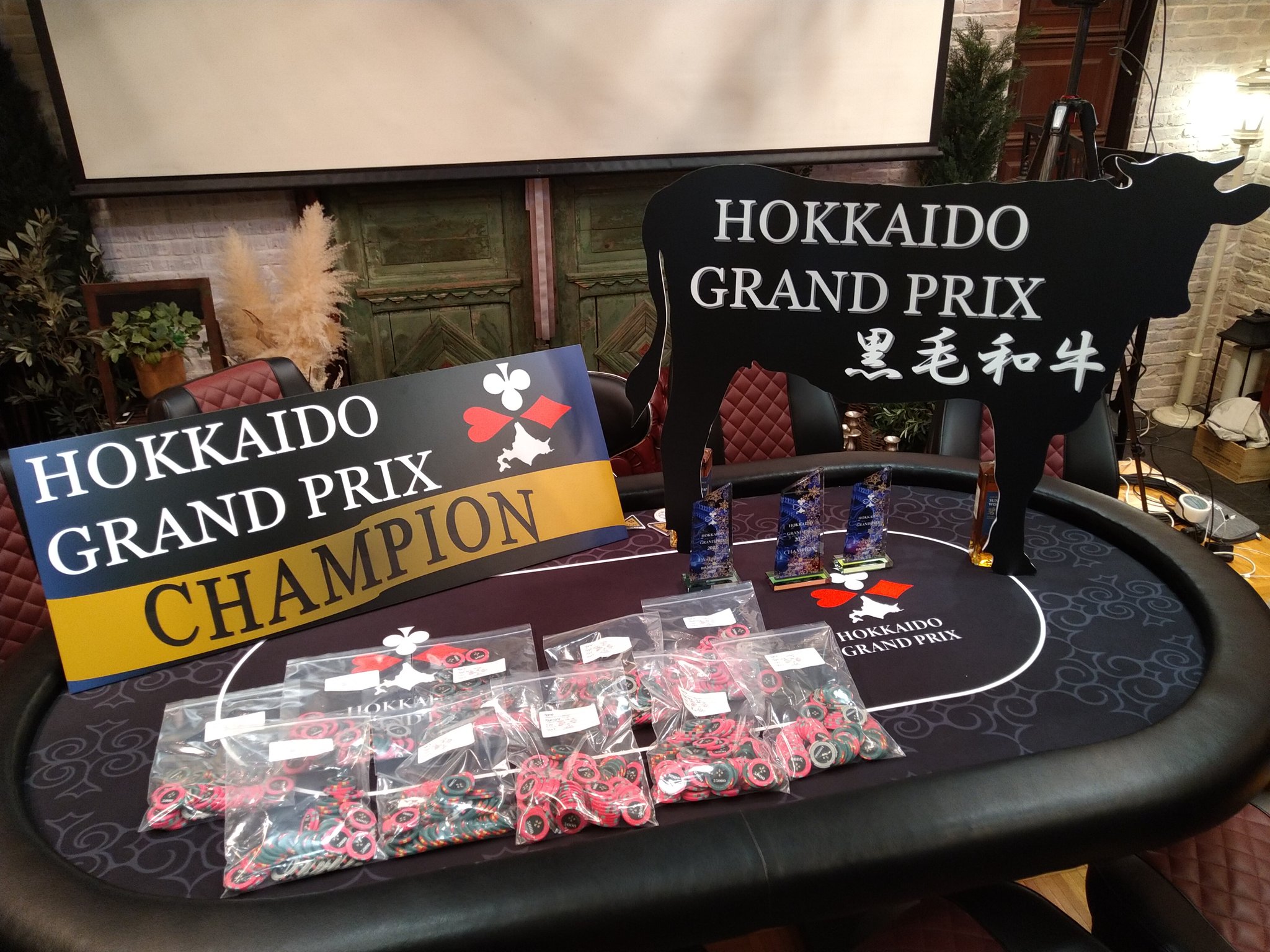 Casino Paradise カジノパラダイス 先ほどファイナリスト10名が決まりました 間もなく試合再開です 北海道グランプリ ポーカー T Co Zgjaxydqq1 Twitter