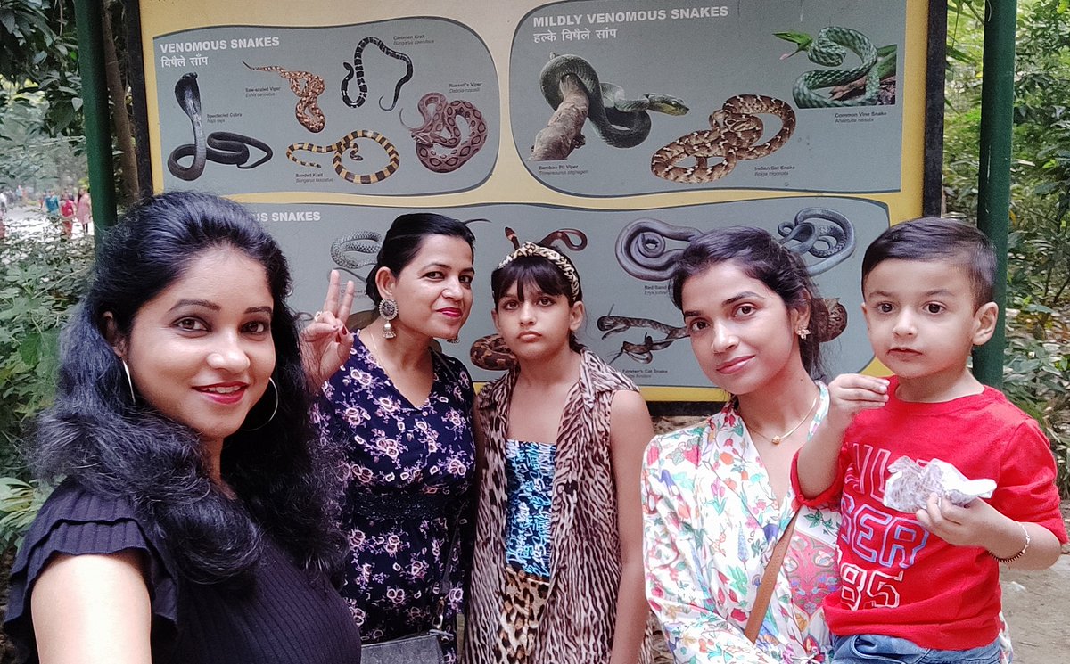 Shweta__Jaya's tweet photo. “Dare to live the life you've always wanted.”...“The goal is to die with memories not dreams.”
.
.
.
.
.
#ShwetaJayaVlog
#ShwetaJayaFilmyBaatein
#StayPositive #ShwetaJaya
#GoodDay #GoodVibes #photography #ThinkPositive #ShootTime #InstaWorld #SelfieTime https://t.co/OrPdhTaVmO