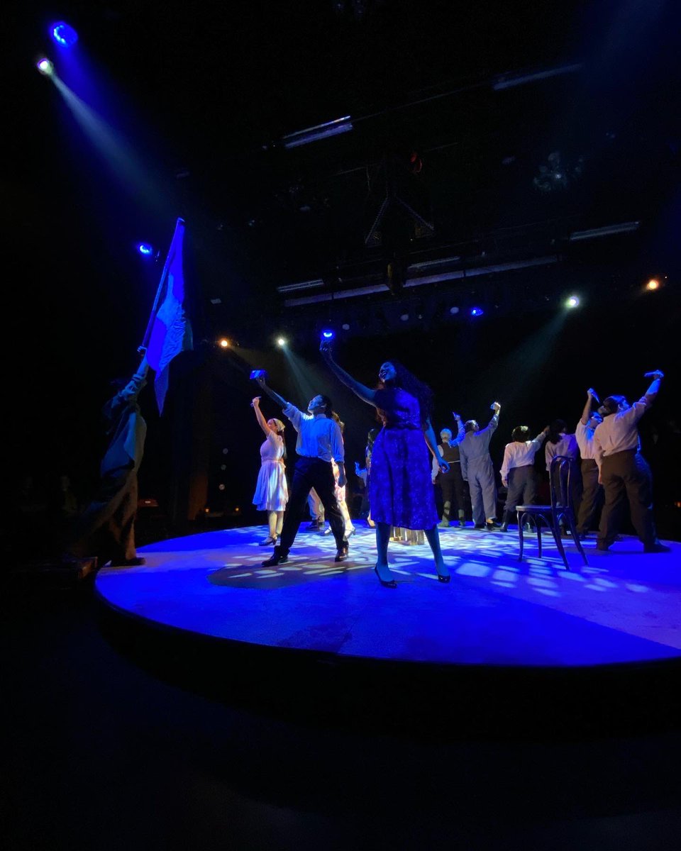 saberstagers's tweet photo. ‼️2 MORE SHOWS‼️ Join us today @ 2&amp;7pm for our last 2 showings of our fall musical EVITA💃💙🤍 LIMITED SEATING!! Make sure you arrive on time to claim your seats😁 https://t.co/KE28lwKFz6