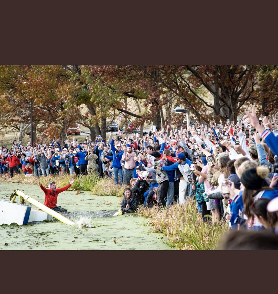 Sara Blake Cheek on Twitter "Where is this swamp located exactly? Lol