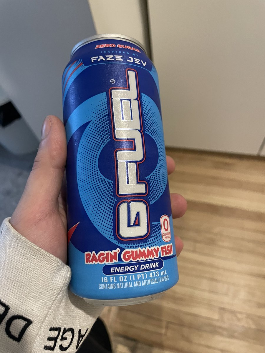 DapperSyn's tweet photo. @FaZeJev got this in mtl. All love from canada❤️❤️ https://t.co/NgKmmqyqlK
