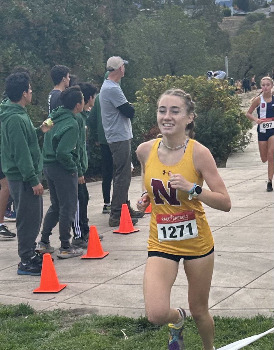 NorthgateXCTF's tweet photo. Bronco girls place 2nd in frosh Soph, 2nd in JV and 2nd in Varsity.  Great performances on a perfect racing day at the DAL Championships. https://t.co/KDXP3l1ZTO
