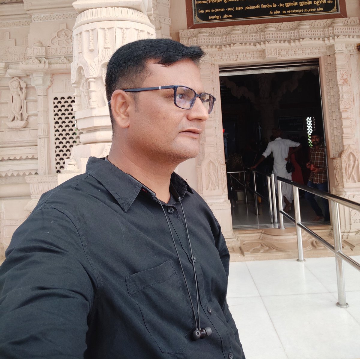 MayurAkhani's tweet photo. #NewProfilePic https://t.co/N93p5as2wv