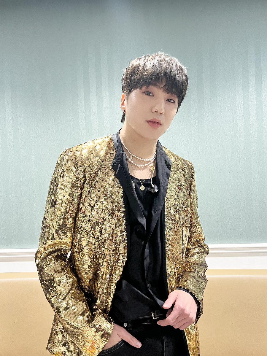 official_yoon_'s tweet photo. 고맙습니다💙 https://t.co/Kckk6LKZ1x