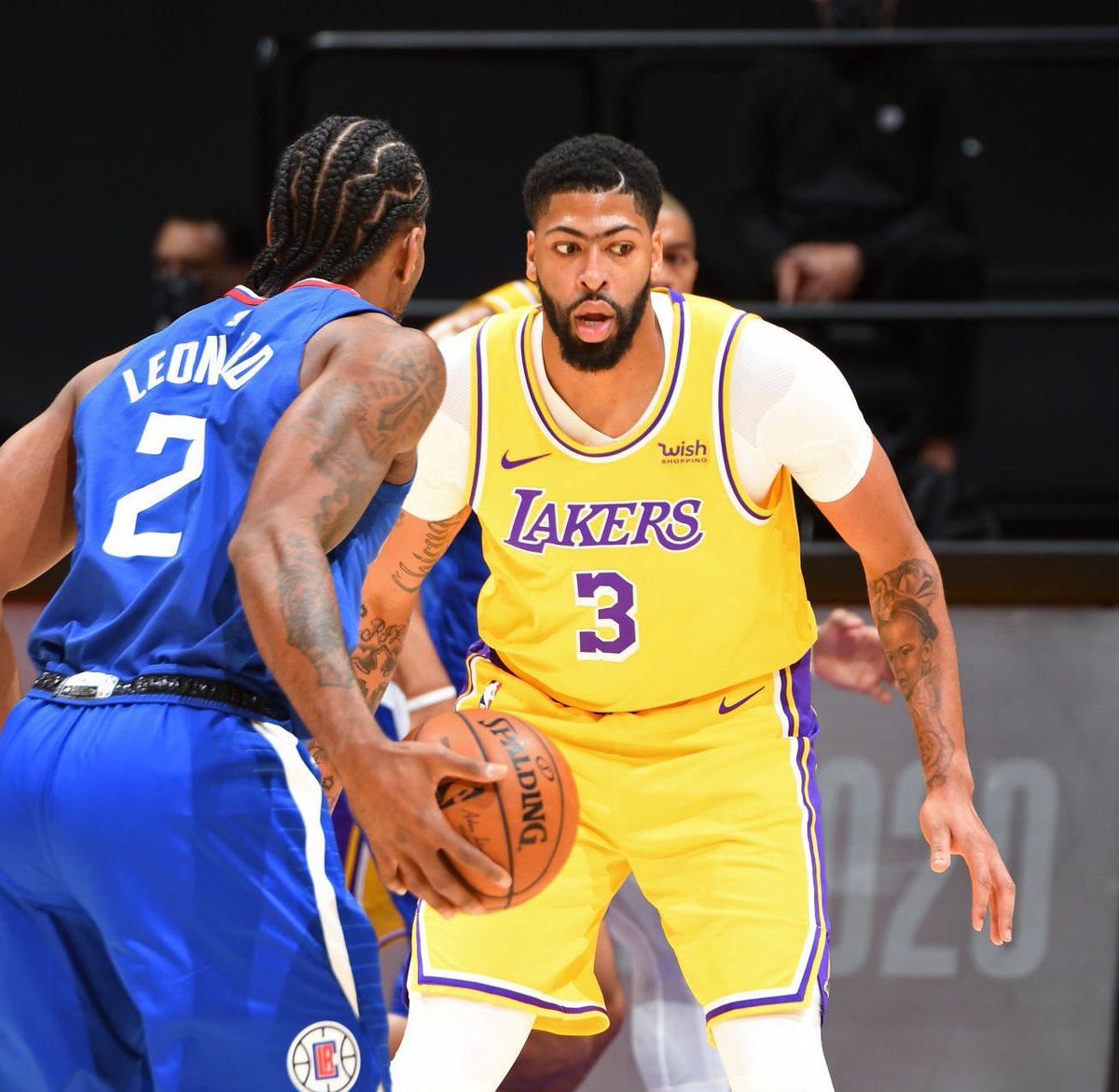 TheDunkCentral's tweet photo. "We don't hold Kawhi accountable enough..we talk about Anthony Davis not being available, we don't put Kawhi in that group. We don't say nothing about him always being in street clothes."

- Paul Pierce 

(Via @SHOsports ) https://t.co/T7kk3elk2l