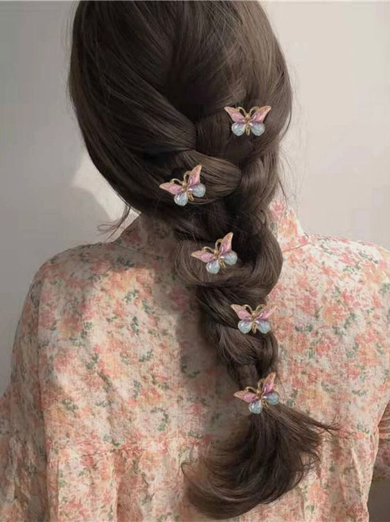 Butterfly hair clips