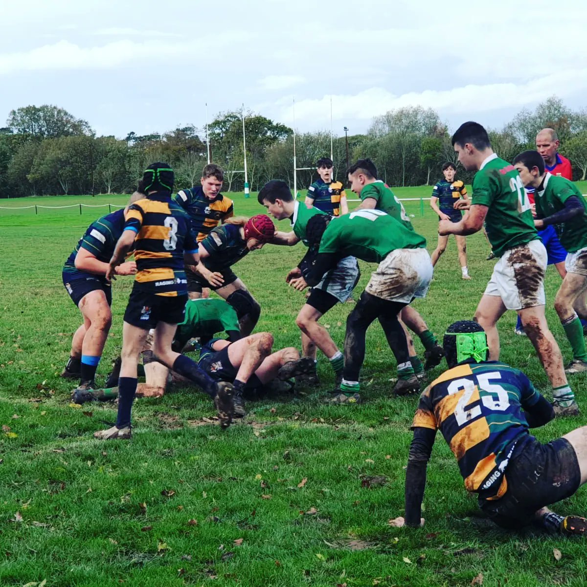 runlikephoebe's tweet photo. Great game away at Wigton today - tough losing by 2 points, well played all 👏🏼 @Ca13R #Rugbyunion #u15s #cockermouth #Keswick #Wigton https://t.co/0gh6h0vYRL