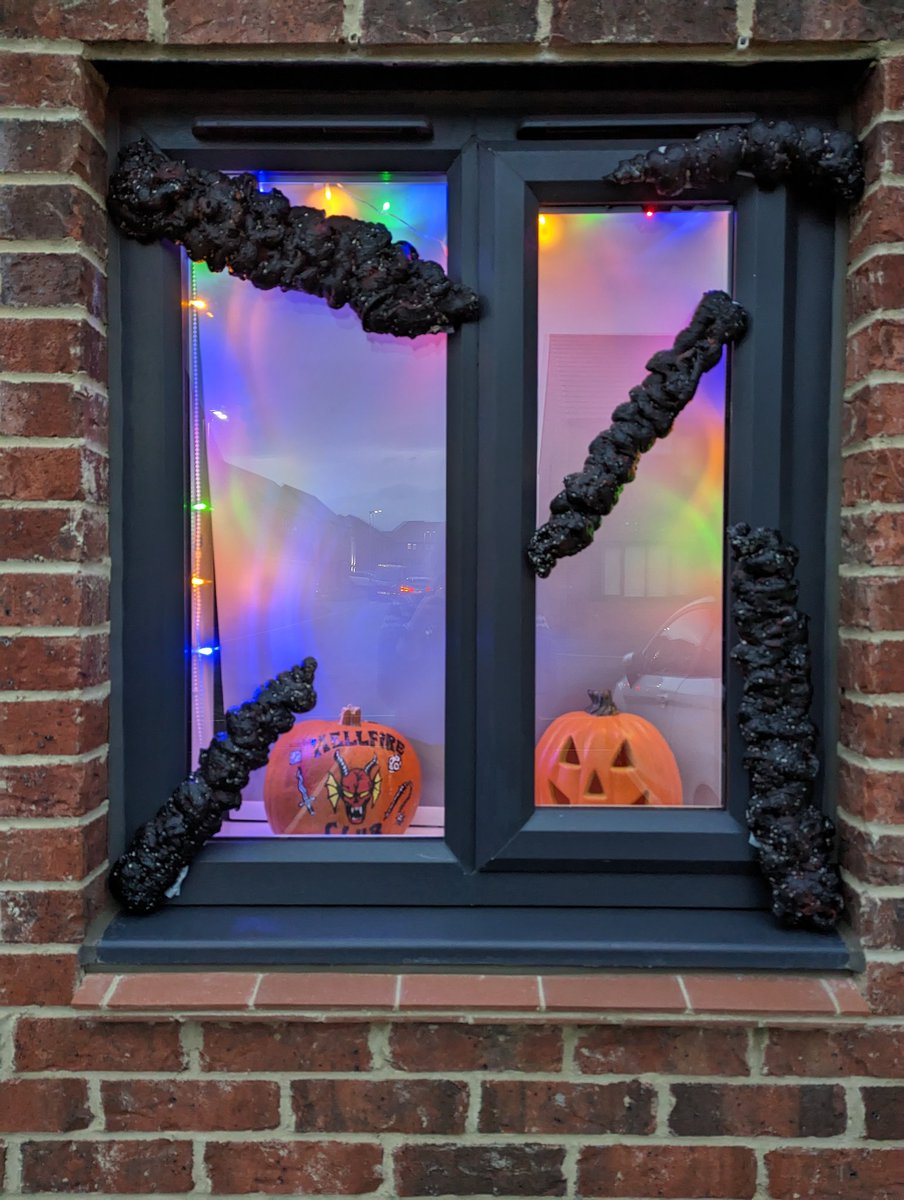 bobskelet0n's tweet photo. Happy #StrangerThings day! Here's my DIY Halloween '22 efforts https://t.co/dCCmCS7gW2