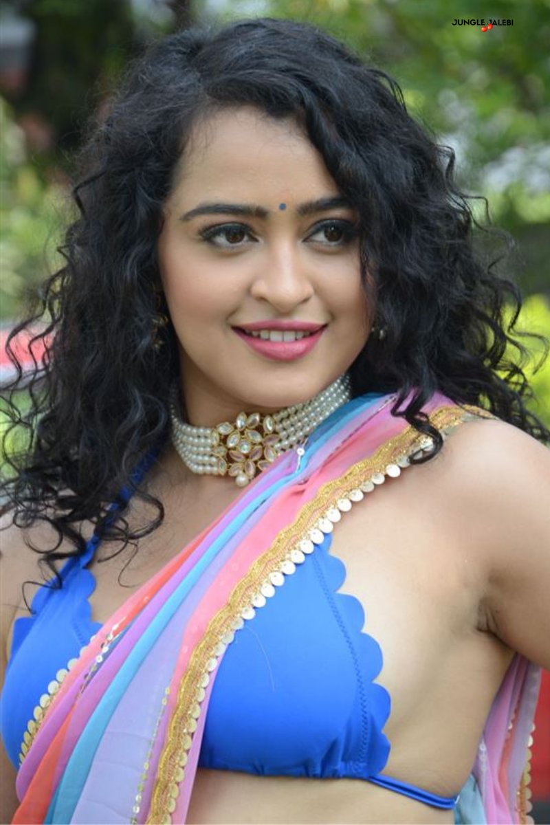 Fg4ABWTacAI24Lf?format=jpg&name=medium