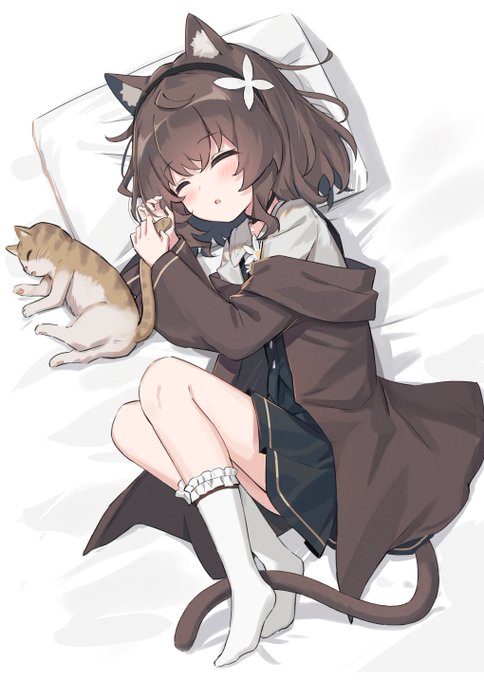 寝てるフィオちゃん 