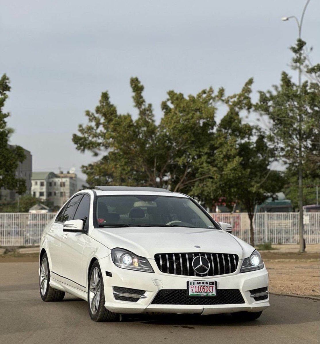Automall_ng's tweet image. Mercedes Benz C300 2012 model 
Price:5.9m
Location: Abuja 
Nyash Asuu #Davidmark #Theifnubu 
@Mvnaaa___ @__yellows @aisha_yaGuda @miss_ayshatou @lumiquan_ @hamza_bin_musa @el_uthmaan @RahmahMlm
