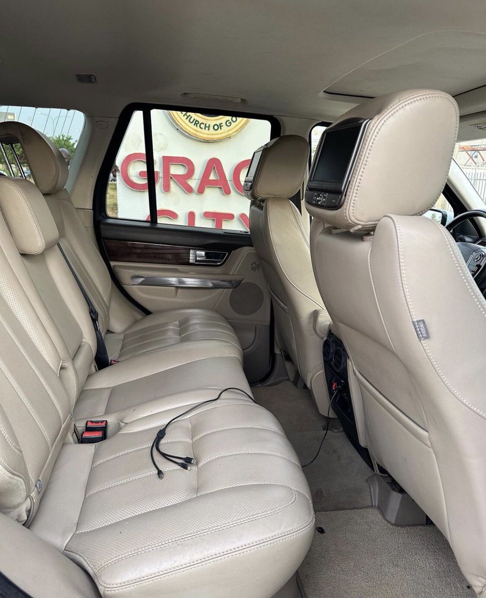 Automall_ng's tweet photo. Foreign used Range Rover sports 2013 model
Original duty
Price:12.5m
Location: Abuja
#AsuuStrikeUpdates #Kogi #Nyash Thiefnubu #Conua #Zulum
@Waspapping_ @Mvnaaa___ @__yellows @el_uthmaan @RahmahMlm @aisha_yaGuda @hamza_bin_musa @Arewa_Business_ @arewacycle @yhakz39 https://t.co/4mh3ZzzlDF