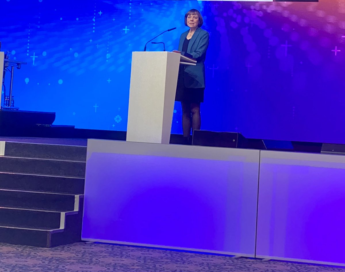 „Fahrt hinaus, wo es tief ist“: Ratsbericht #Ratsvorsitzende der <a href="/EKD/">Evangelische Kirche</a> Annette Kurschus #EKDSynode