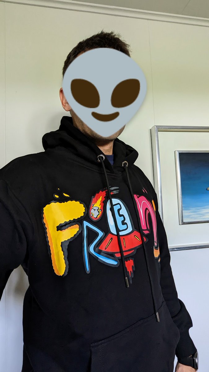 I love my new <a href="/alienfrens/">alien frens</a> hoodie!!!
Any other #frens out there?