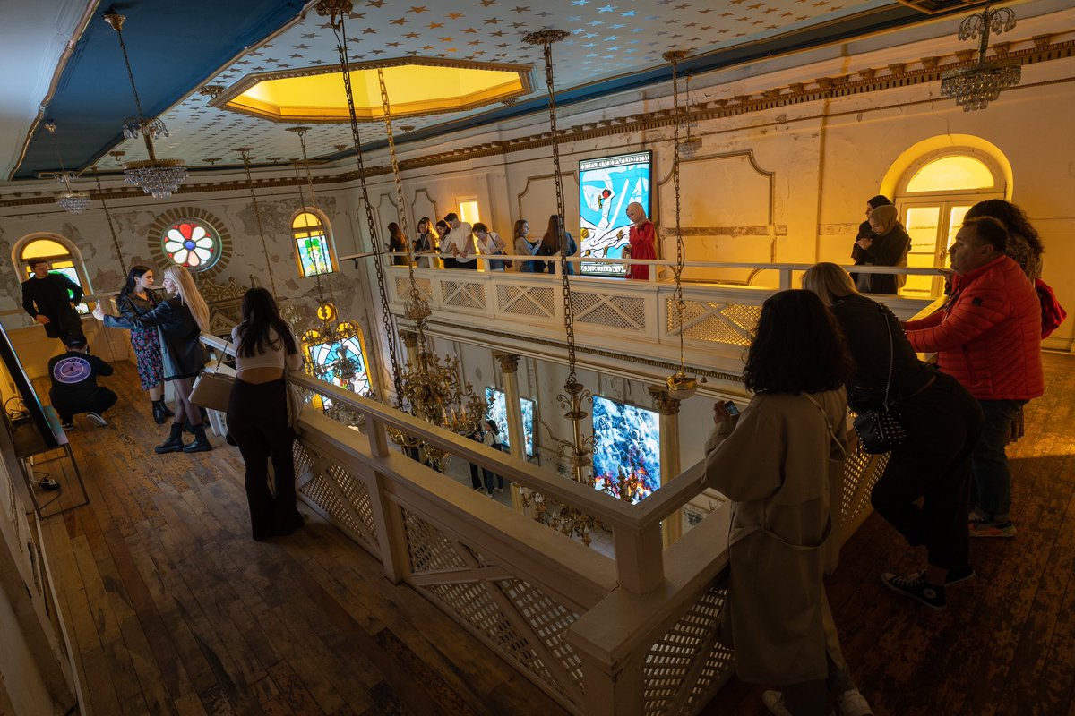 WeAreHaar's tweet photo. Hello everyone.

In a short time, approximately 6,000 art lovers visited #Benkure - #PlanetI, ha:ar's first solo exhibition in Istanbul.  Your interest motivates us to think and implement more complex ideas.  Thank you all. https://t.co/NqniZeFKWC