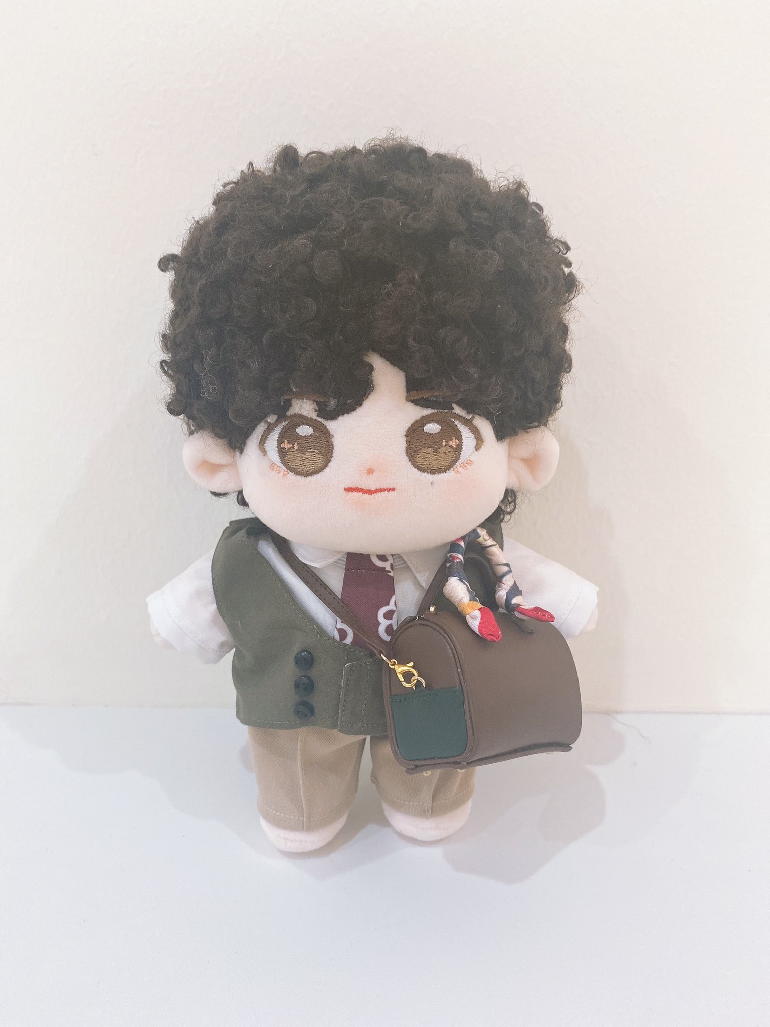 BTS テヒョン V テテ マスター マスタニム ぬいぐるみ 20cm