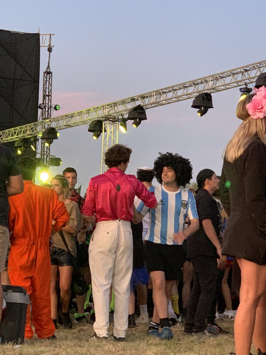 el Diego y Harry se llevan excelente.