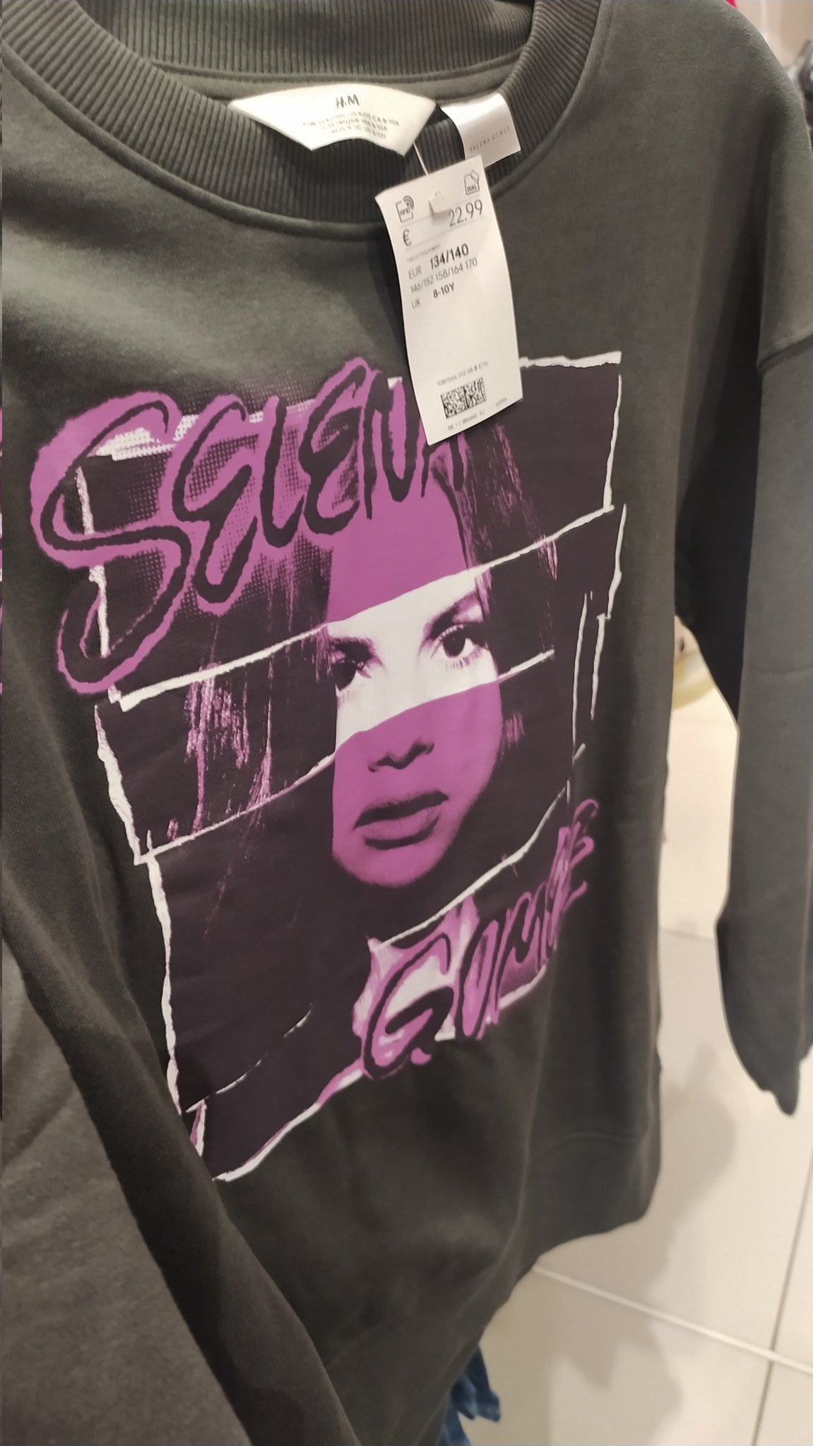 Selena gomez hoodie h&m sale