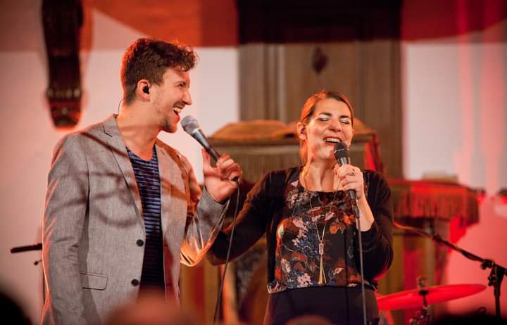 Twee jaar voor haar overlijden trad Kinga Bán met <a href="/SelaNL/">Sela Music</a> in de Brugkerk in #Waddinxveen op. In de tweedelige docu  ‘24 uur met Kinga Bán’ wordt zij voor haar laatste concerten gevolgd. Het eerste deel is vandaag te zien bij <a href="/jacobineop2/">KRO-NCRV Jacobine op 2</a> om 17.10 uur.