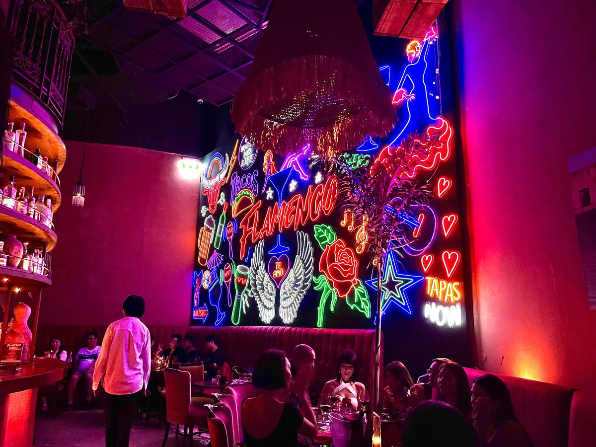 opalism's tweet image. Love this club #bangkoknightlife #flamencobangkok