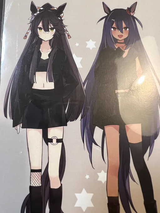 nramポスカ絵柄がほんとに好きで欲しかったので買えてよかった...姉妹のチャームも姉妹100%で裏面の成分表も細かく設定されててほんとに良き...あと色味が好み 
