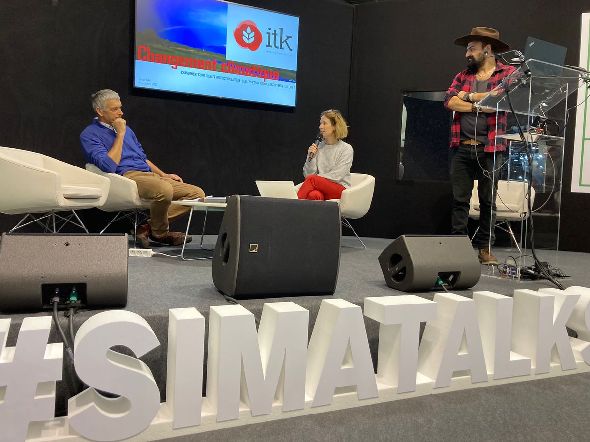 [Evenement] Ce matin, à 9h 
Témoignage clé sur #climat et résilience des élevages.
Gilles Durlin, Eleveur Bovin, <a href="/FNPLait/">FNPL</a>  
"Notre génération a optimisé les exploitations, pour s'installer les jeunes agriculteurs ont besoin de décisions politiques sur la résilience"
#Sima2022