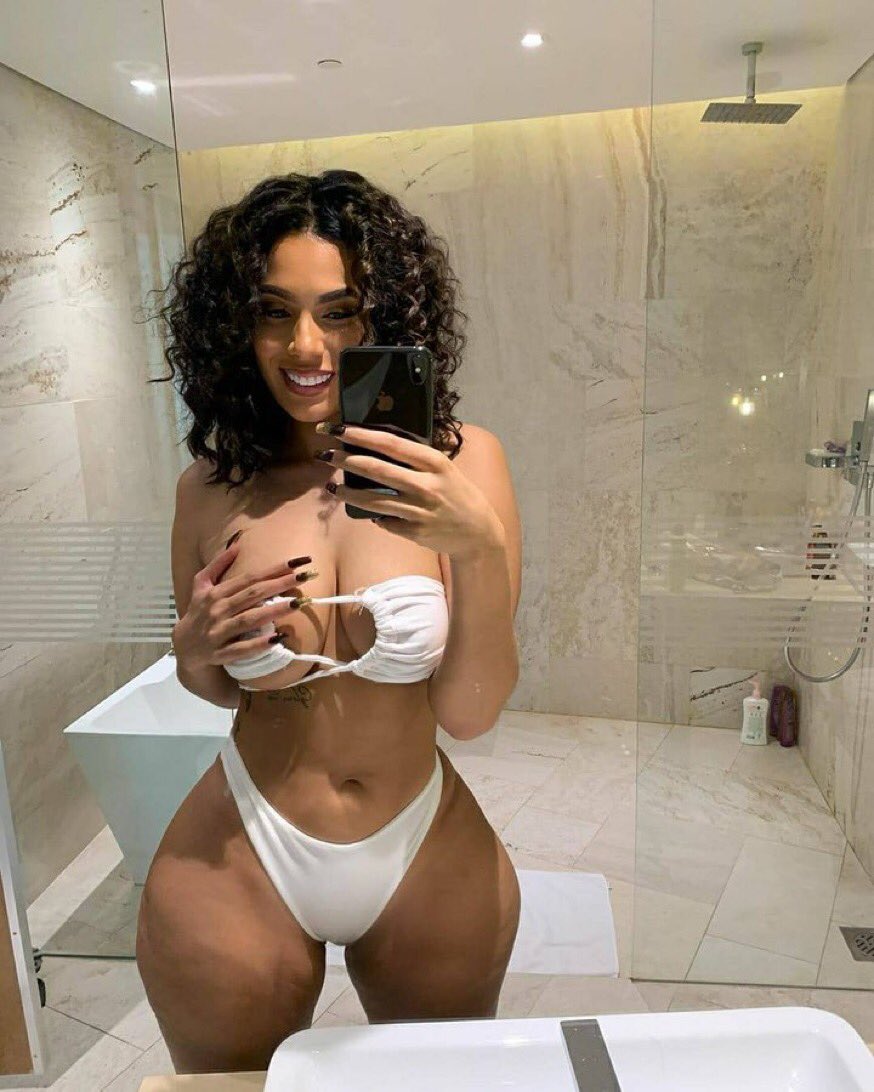 Miss Honey 🍯💕 tweet media