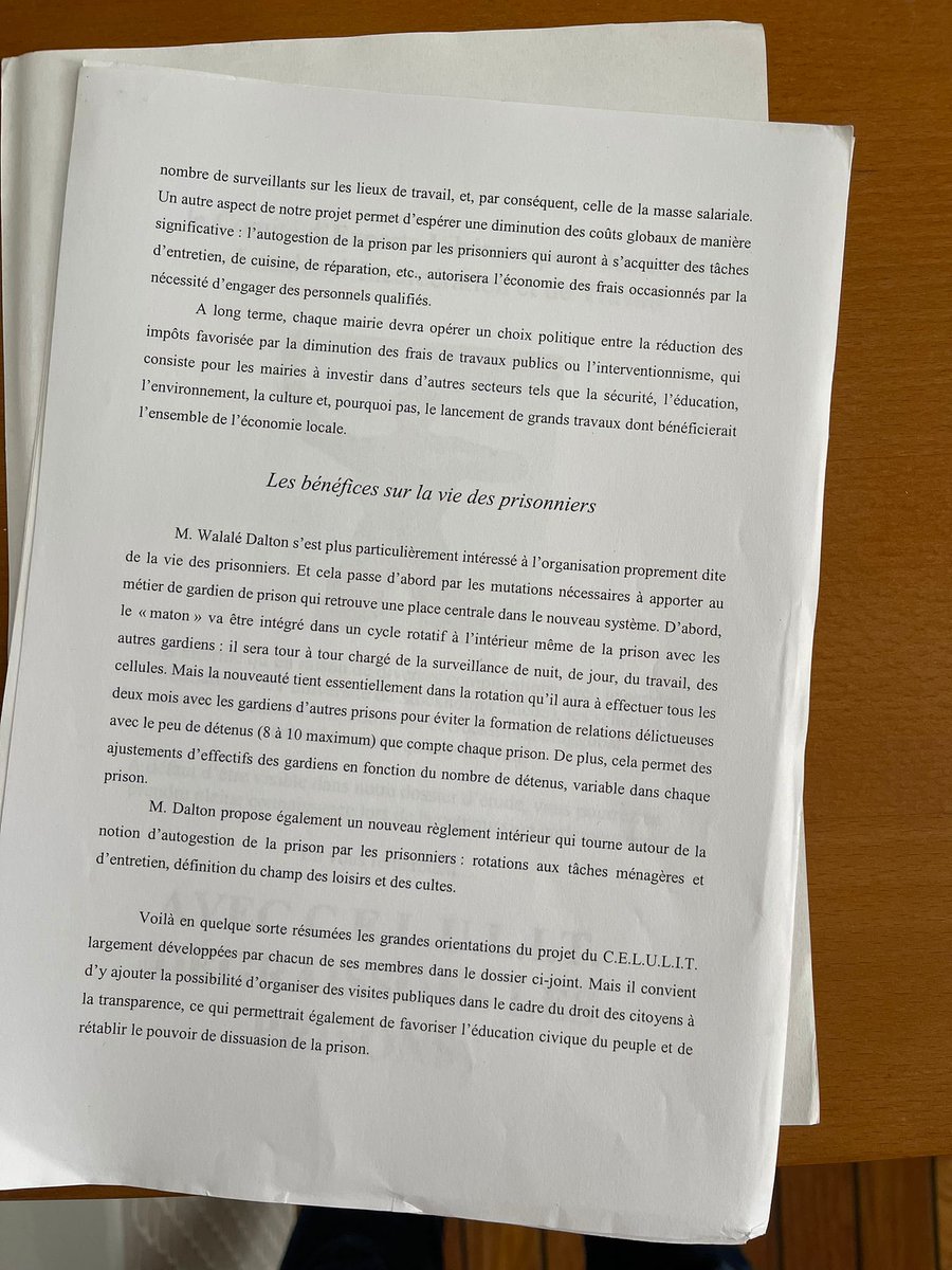 CognacG's tweet photo. Cher @Bouillaudc, l’un de mes camarades vient de retrouver ces docs rédigés sous votre houlette lors d’une simulation il y a près de 20 ans. Et pourquoi pas une experimentation à Tourcoing ? Salutations amicales d’anciens étudiants de l’IEPG https://t.co/lzZohfFazv