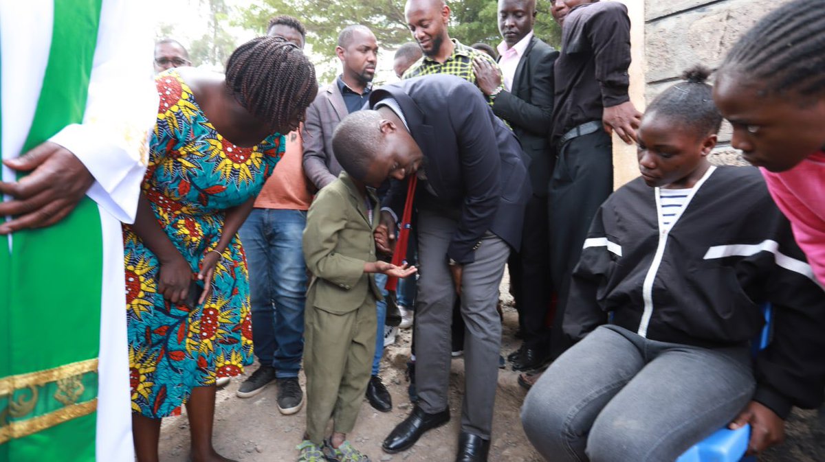 SakajaJohnson's tweet photo. Blessed church service at St. Mary’s Catholic Church, Mukuru. Refreshed by the wonderful sermon and fellowship with the great people of Embakasi South. Honored to support the building project for a new sanctuary. Enjoy your Sunday afternoon. https://t.co/1IMFWbkcO6