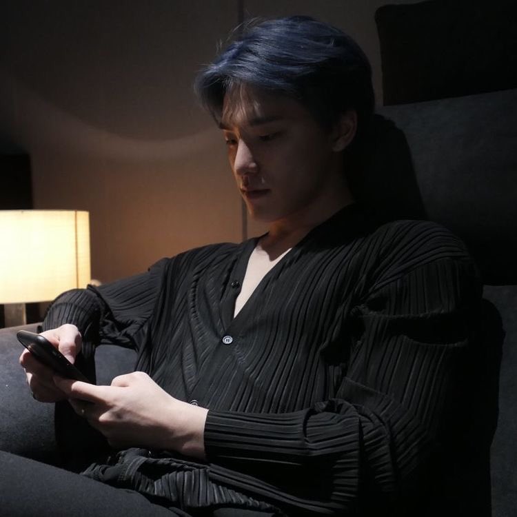 ︎
                        
︎                               
                           look at my fit. 😁

︎     

  ︎