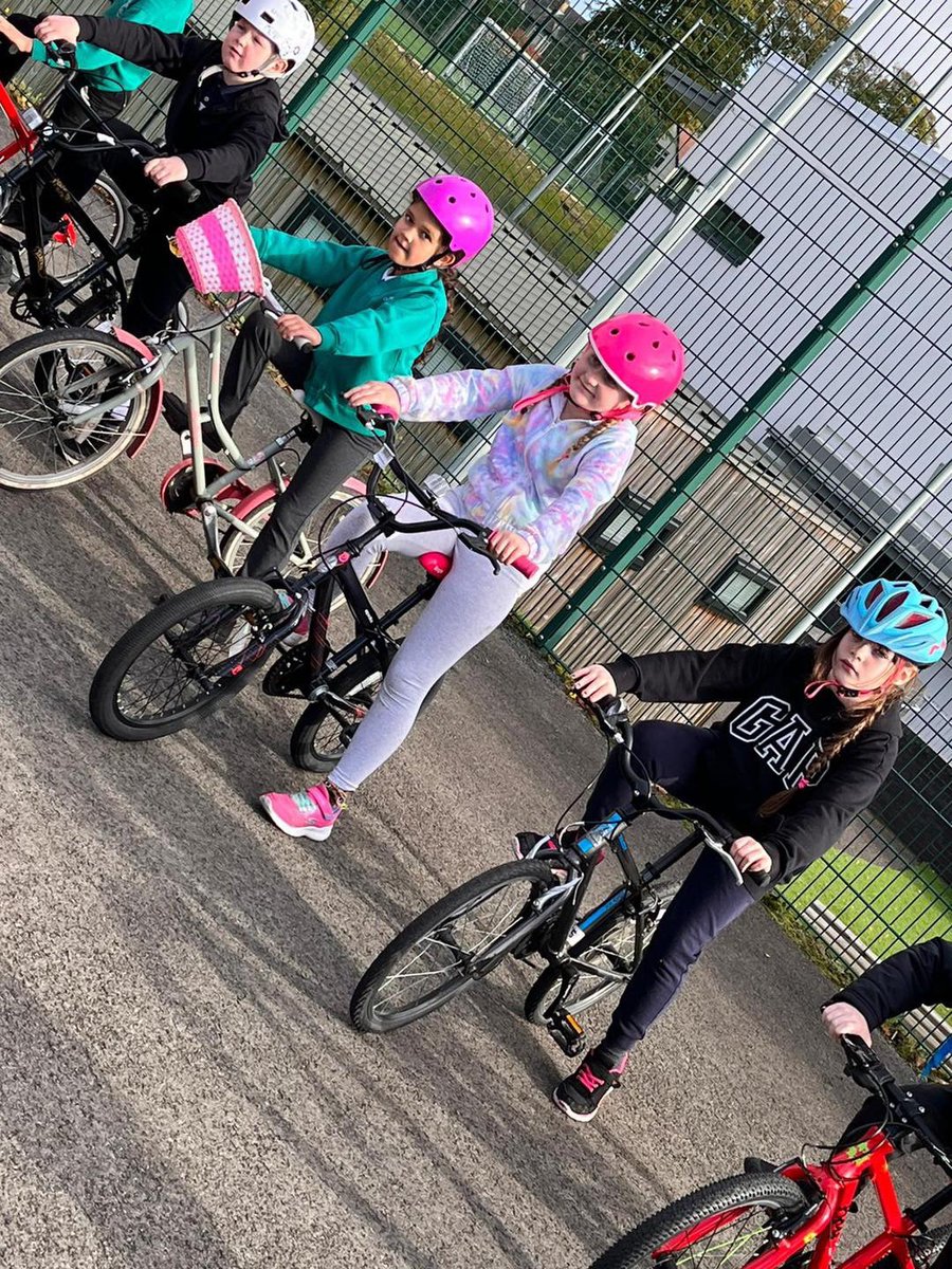 Cliffe Hill School tweet media