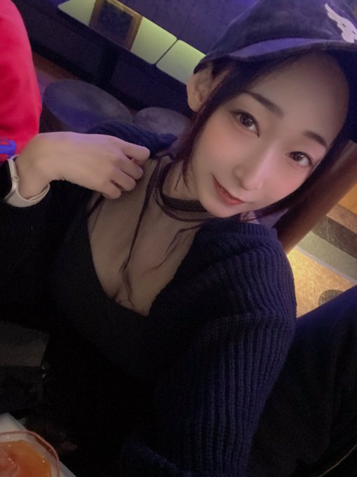 HARU遊びに来たー！飲むー！ バラマツBARだー✨ https://t.co/qXL83H99YS