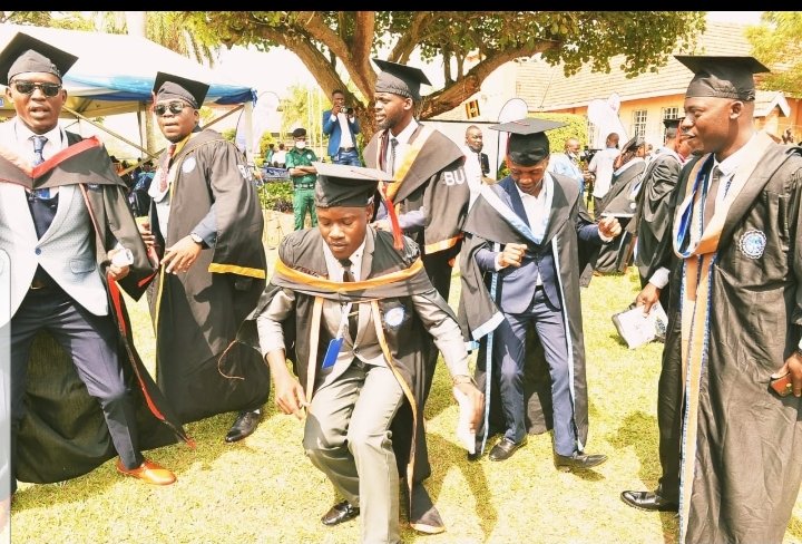 jessica_alupo's tweet photo. This afternoon, I represented President @KagutaMuseveni at the 28th Bugema University graduation. I commend the University for its  application of Science based approaches to teaching, research and  innovation. I also congratulate all the graduates upon this milestone. https://t.co/EHO3JbnYtK