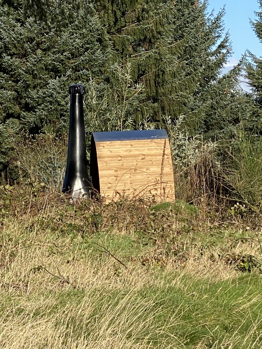Logan_Swell's tweet photo. Ol’ Slopes can’t wait to have his first #TomKite in the new #Hobbit WC @EastRenGC
Good to see a vent. 😜 https://t.co/xZgxZoRziU