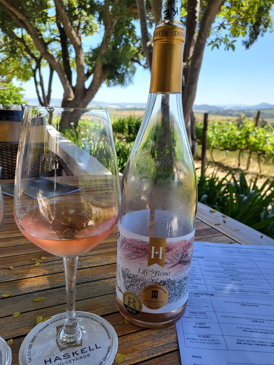 Nadine - Living It Up CT tweet media