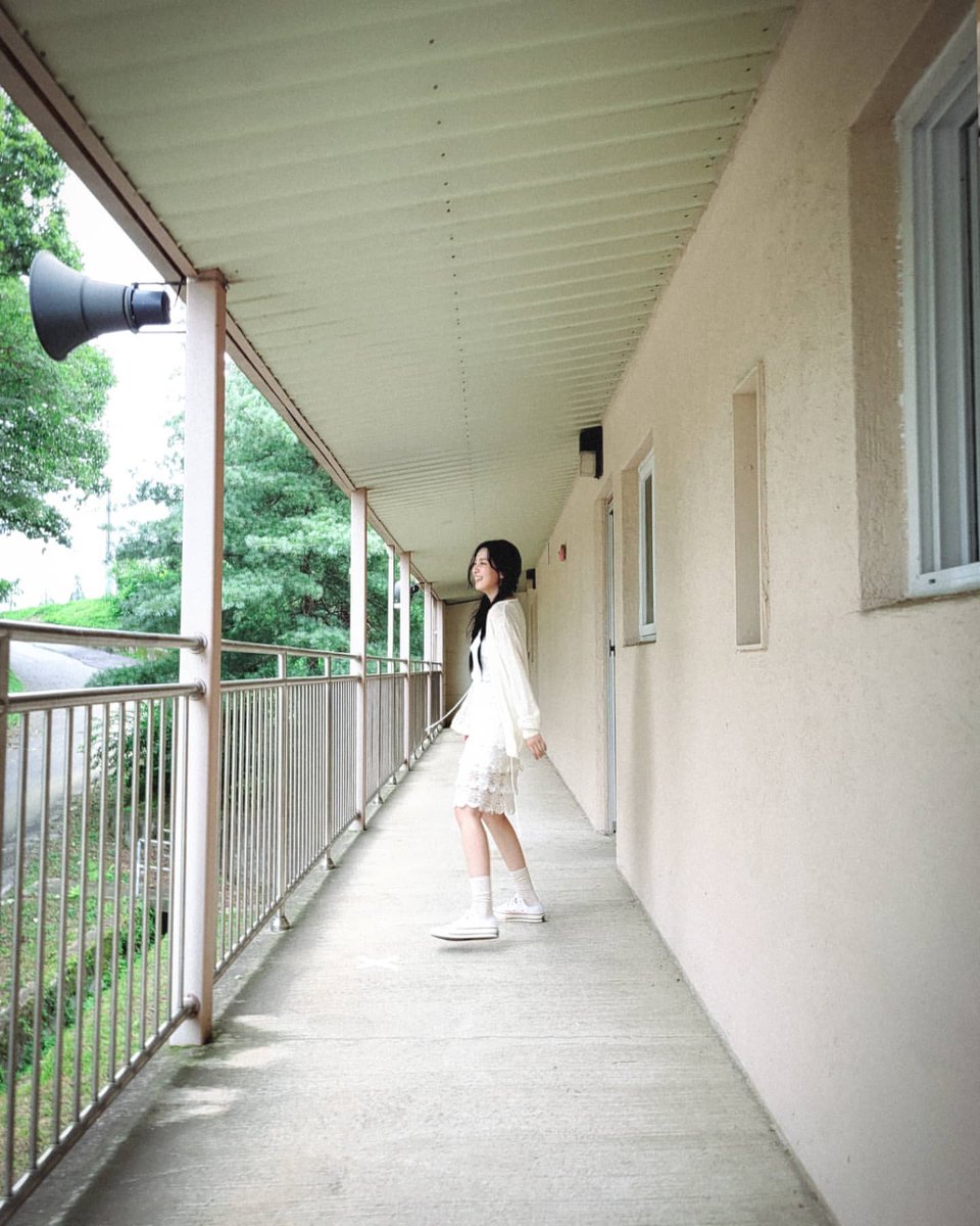 [INSTAGRAM POST] - 7P

SEULGI '28 Reasons' Behind Photo #1

#슬기 #SEULGI
#레드벨벳 #RedVelvet 
#28Reaso[...]
instagram.com/p/CknmS3SyOZS

#MAMAVOTE #redvelvet . 
221106 · 21:00:40 KST