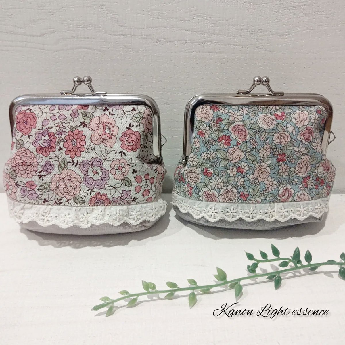 HandmadeKanon's tweet photo. リバティLIBERTYの生地で
がま口ポーチ作りました
可愛くレースも付けました
#ハンドメイド作品 #北欧柄生地 #ハンドメイドバッグ #ぺったんこケース #ハンドメイド好きな人とつながりたい #ハンドメイド記録 #ハンドメイド好きさんと繋がりたい #ハンドメイドマスクケース #マスクケース https://t.co/6b7lXiNt1e